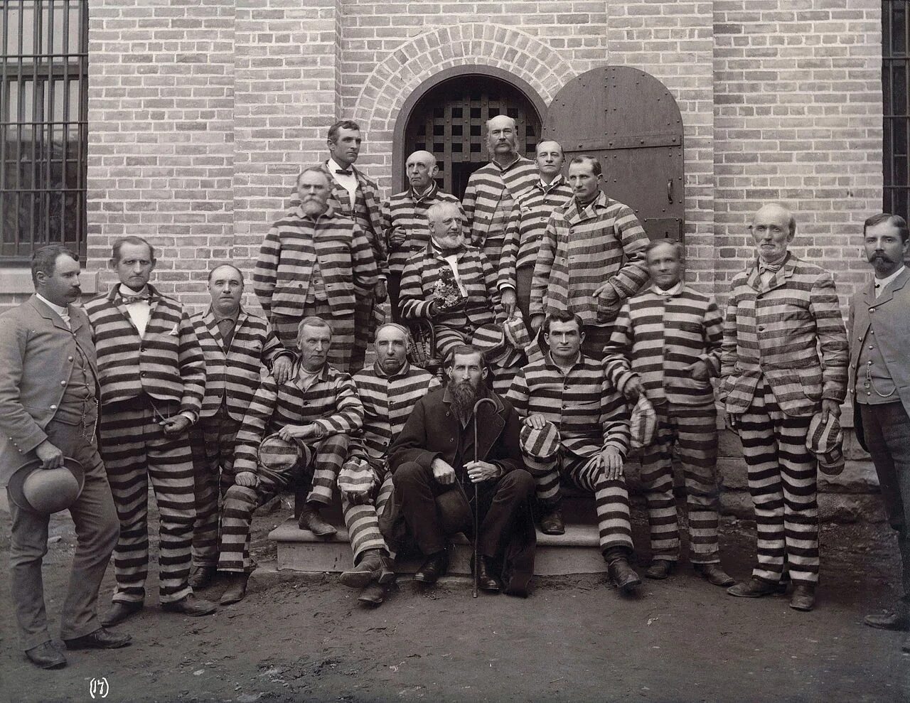 Сайты бывших заключенных. Старинная тюрьма. Исторический тюрьме. Американские заключенные. Форма заключенных в США.