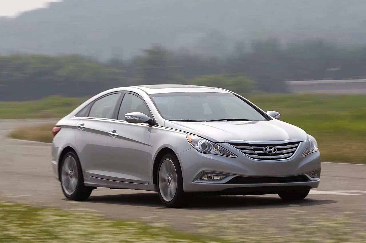 Hyundai sonata. Hyundai Sonata 2011 2.0. Hyundai Sonata 2010 2.0. Hyundai Sonata 2.0t. Hyundai i45 (Sonata) 2.0at.