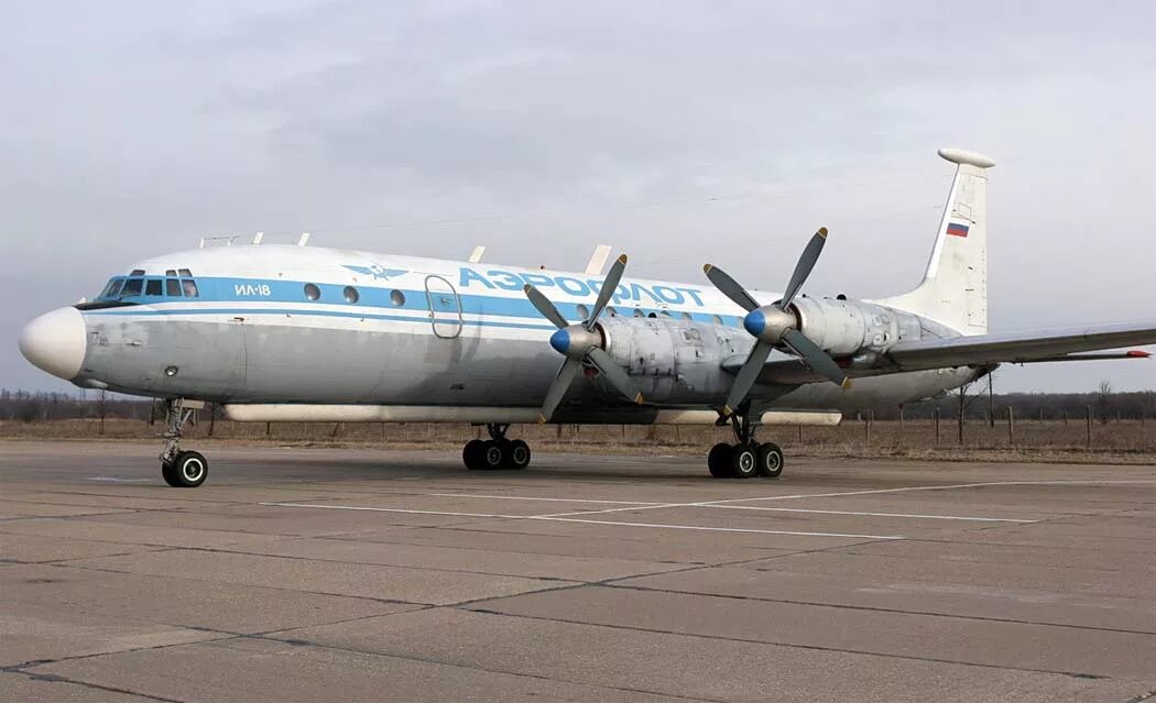 Самолет ил 22 взпу. Самолет-постановщик помех ил-22пп "порубщик. Ил 22 воздушный пункт управления. Ил-22 самолёт. Ил-22м11рт.