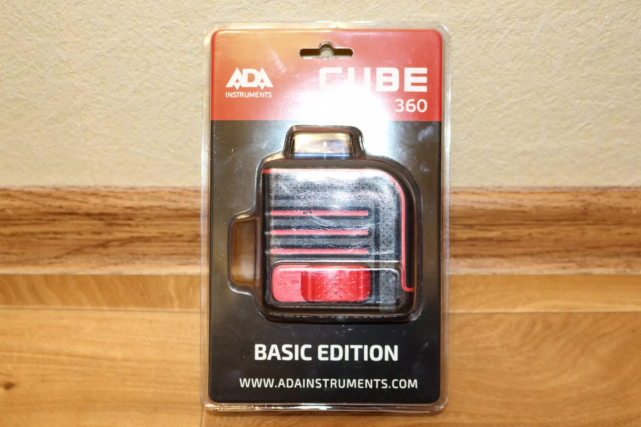 Cube 360 basic edition. Лазерный уровень ada Cube 360 Basic Edition. Ada: лазерный уровень Cube Basic Edition. Лазерный уровень ada Cube 3-360 кейс. Уровень лазерный ada Basic упаковка.