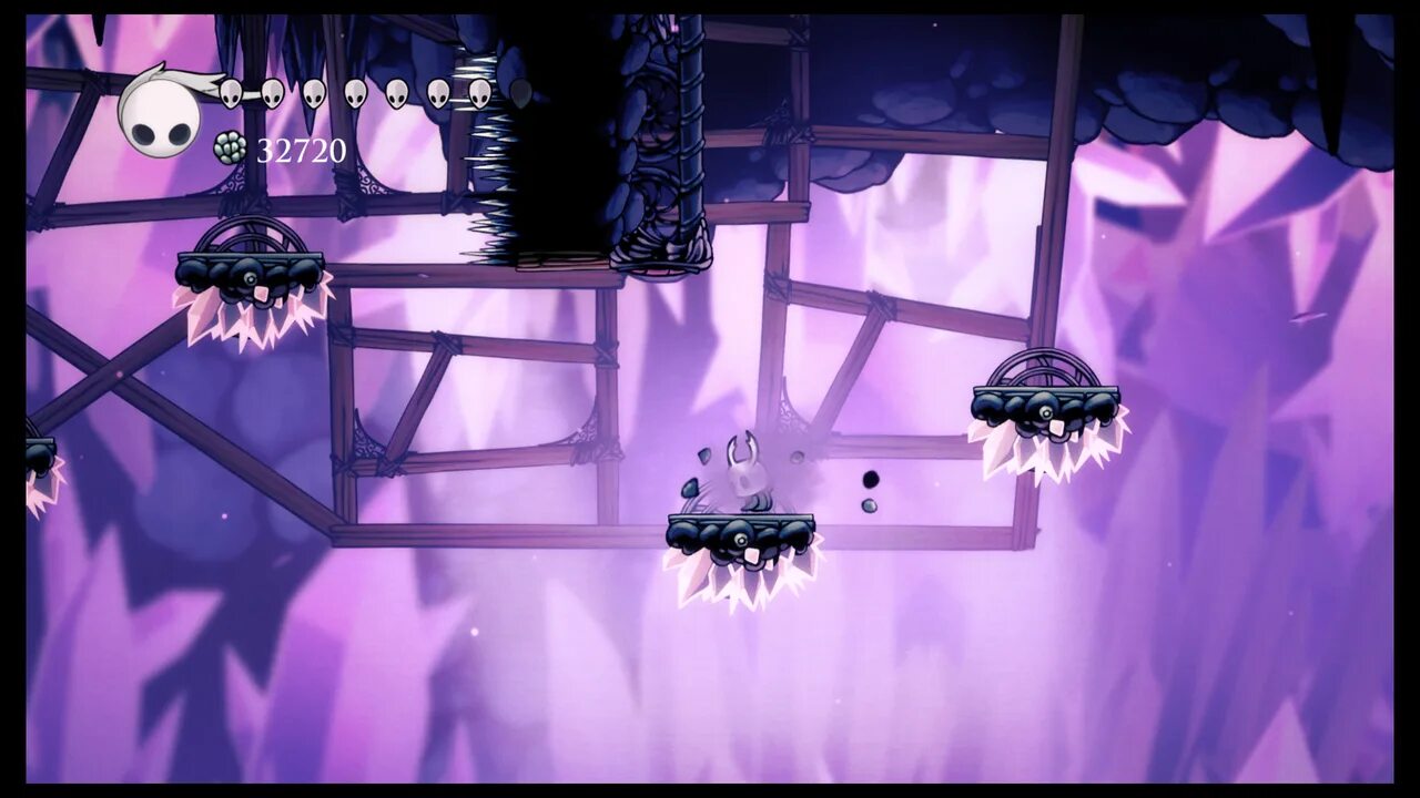 Полый рыцарь кристальный пик. Кристальный курган hollow knight. Кристальный пик холлоу. Кристальный пик холлоу. Холлоу найт кристальный курган.