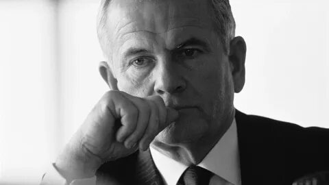 Ian holm