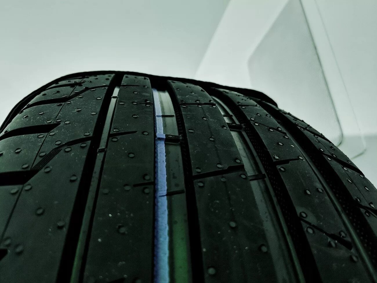 Купить летнюю резину нокиа. Nokian Hakka Black SUV. Nokian Tyres Hakka Black 2. Nokian Hakka Black 2 SUV. Нокиан Хакка Блэк 3.