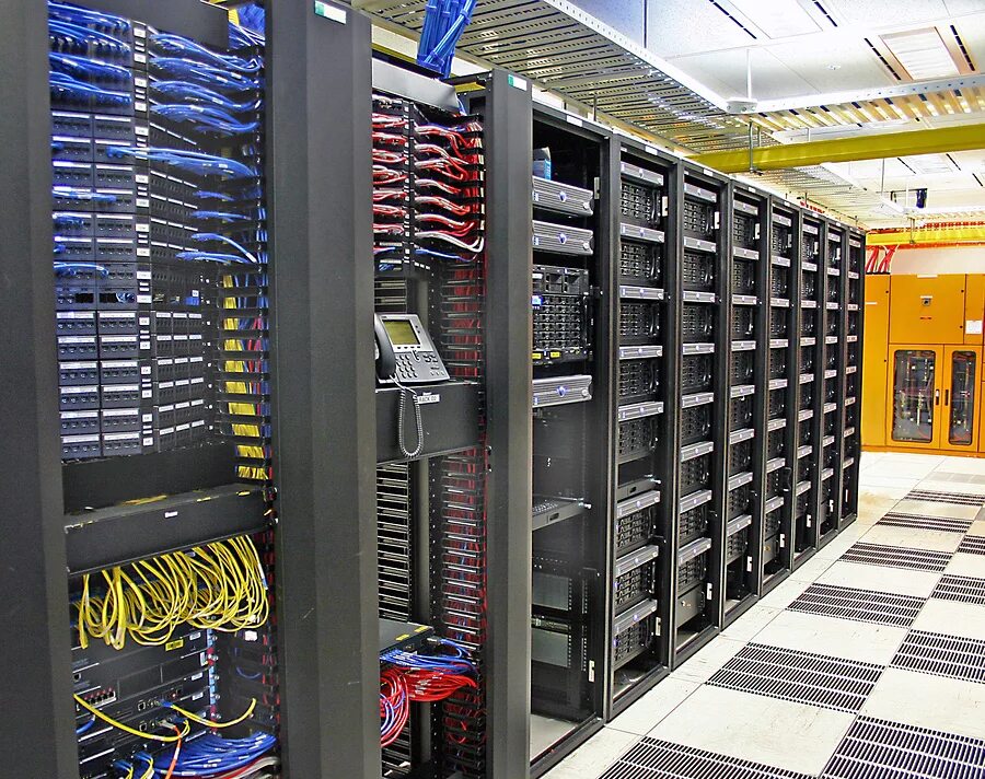 Data center networks