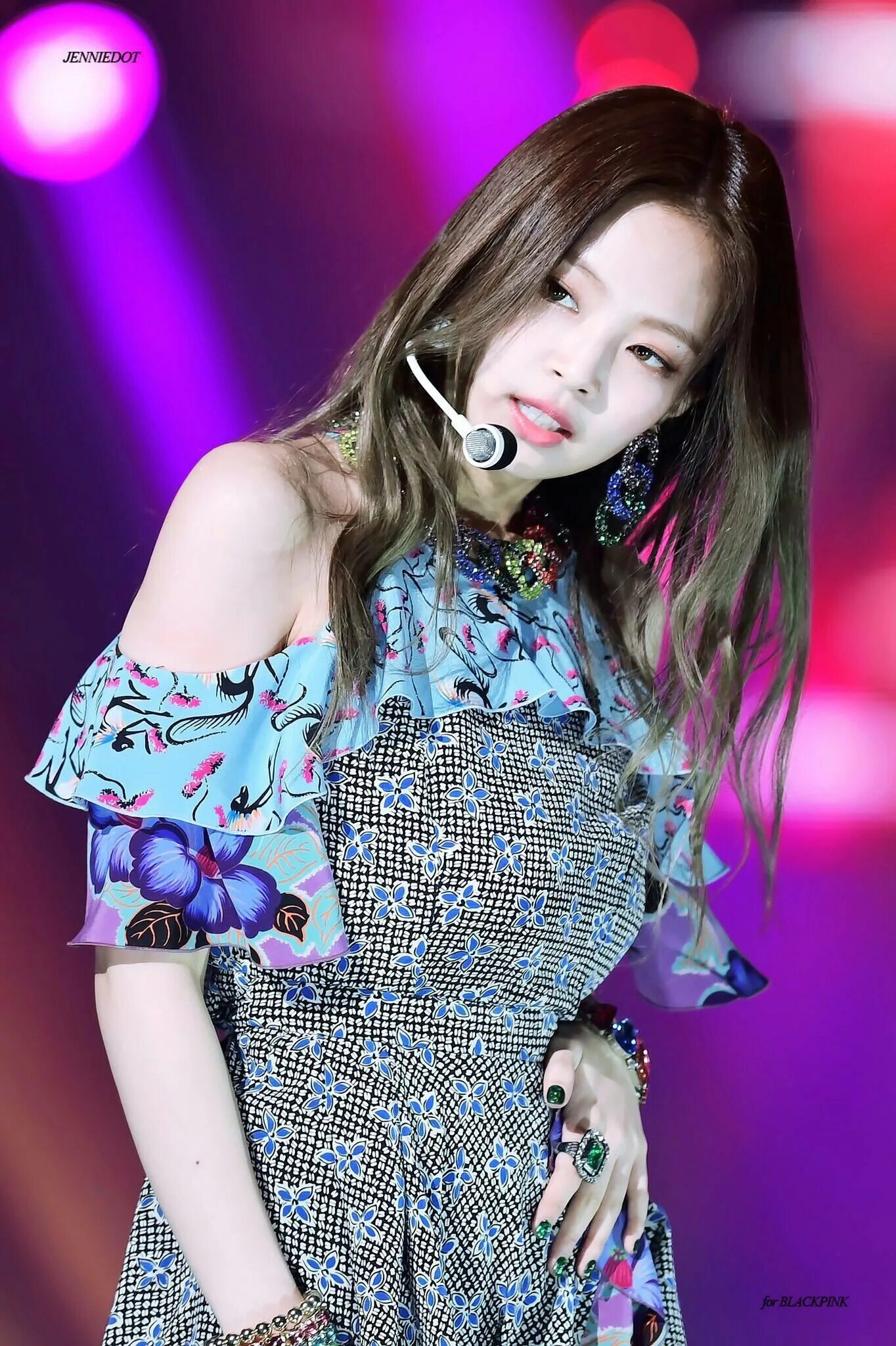Блэк пинк биография дженни. Дженни блэк пинк. black pink jennie. дженни из blackpink. блэк пинк дженни ким.