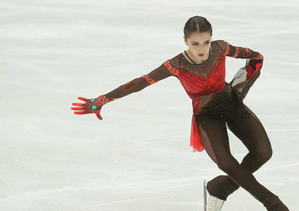Камила валиева гран. Камила валиева 2025. камила валерьевна валиева. камила валиева фигуристка 2025. камила валиева гран при 2025.