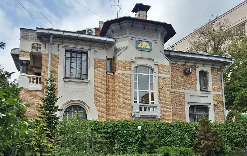 Дом кекушева в глазовском переулке. Москва. Особняк о. Усадьба листа. Л.