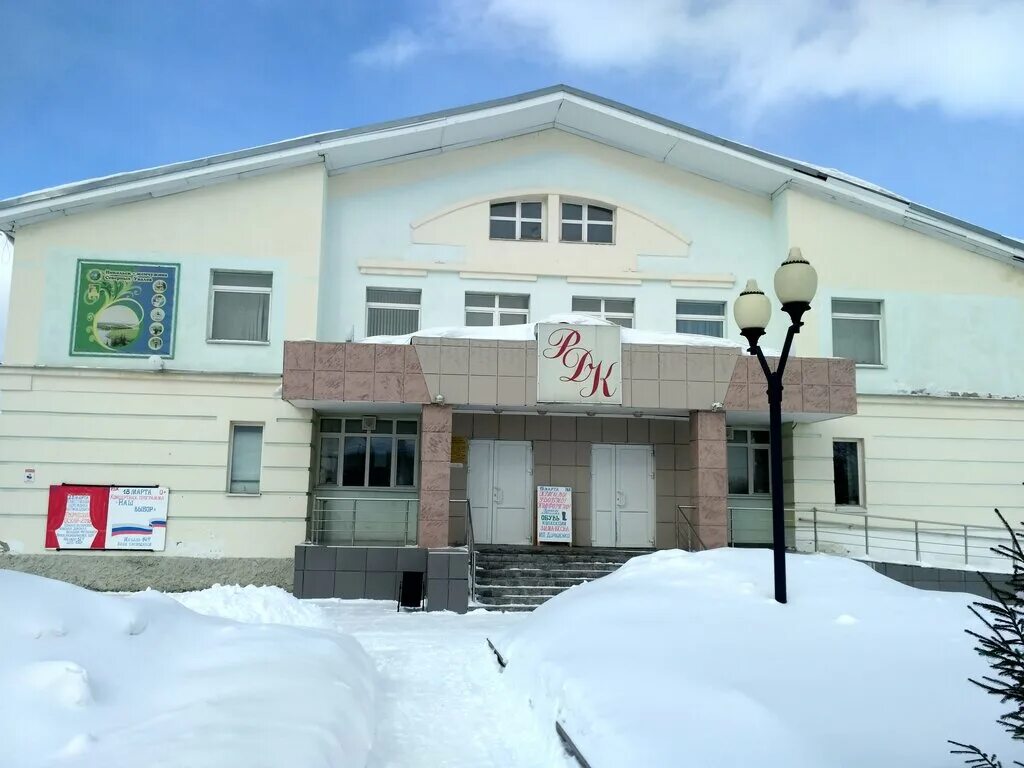 Город никольск дом культуры. Дк никольск пензенская область. Рдк никольск пензенской области. Никольск вологодской области дом с мезонином. Усадьба семьи спириных никольск.