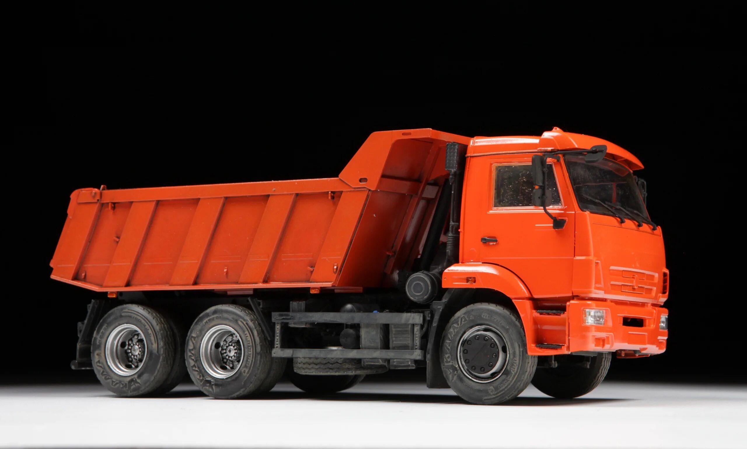 Камаз 65115 модель. Камаз 65115 самосвал. самосвал камаз 65115 1:35. камаз 65115 самосвал рестайлинг. камаз 65115 самосвал звезда.