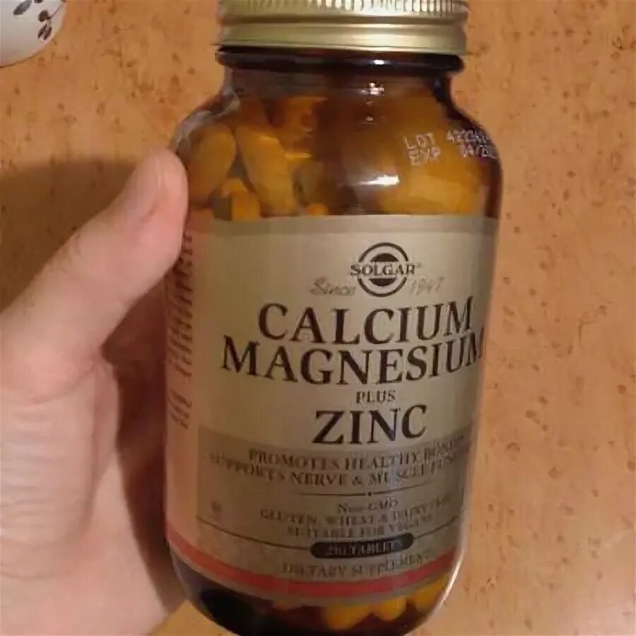 Можно ли пить магний с цинком. Кальций-магний-цинк/Calcium Magnesium Солгар. Кальций магний цинк Солгар. Солгар кальций магний цинк витамин д. Solgar магний цинк.