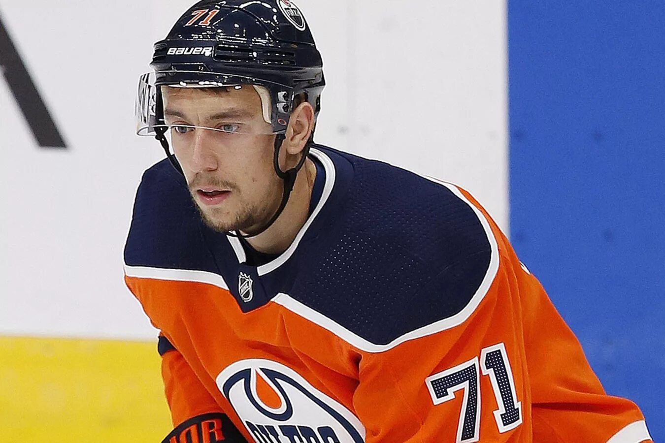 Антон бурдасов трактор. Антон бурдасов нхл. Антон бурдасов кхл. Антон бурдасов. Антон бурдасов ска.