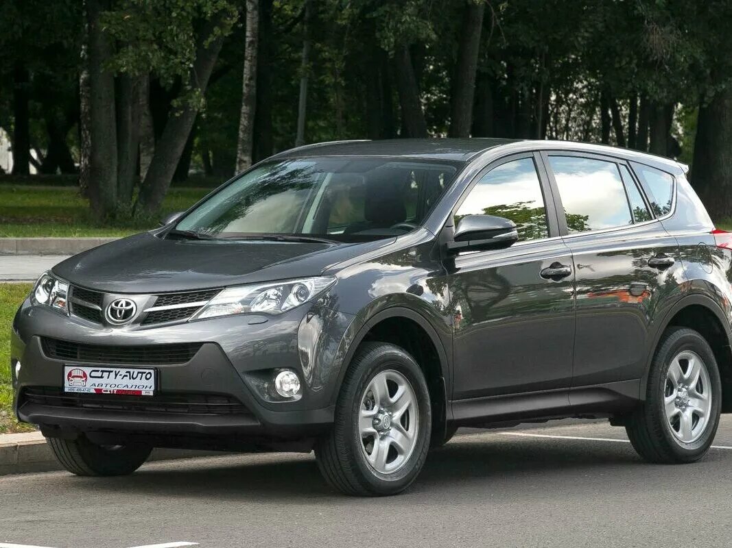 Toyota rav4. Тойота рав 4 2014 года. Тойота rav4 2014. Toyota rav4 4.