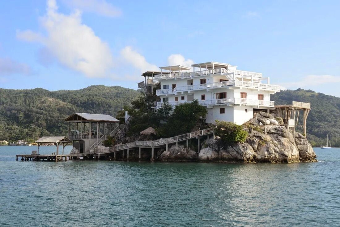 данбар гондурас остров. 2. спиналонга необитаемые острова греции. самый малый остров. самый маленький обитаемый остров на реке святого лаврентия.