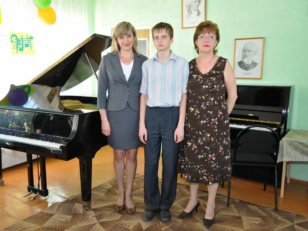 Конкурсы для музыкальных руководителей детских. Диплом конкурса музыкального руководителя. Диплом музыкального руководителя. Грамота музыкальный конкурс. Всероссийский конкурс для музыкальных руководителей детских садов.