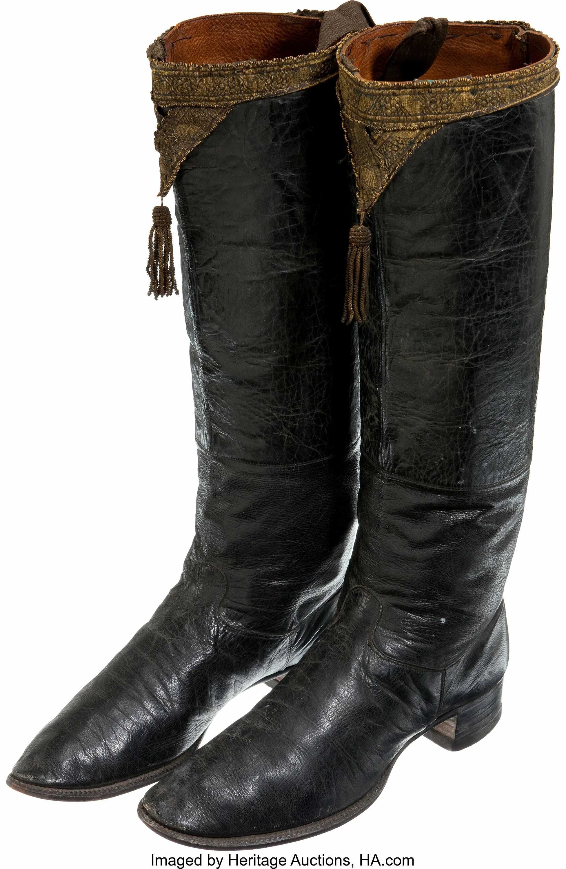 Сапоги ботфорты петра 1. Сапоги 17 века. Сапоги русь 14 век. Пулены средневековая обувь. Ботфорты кавалерийские.