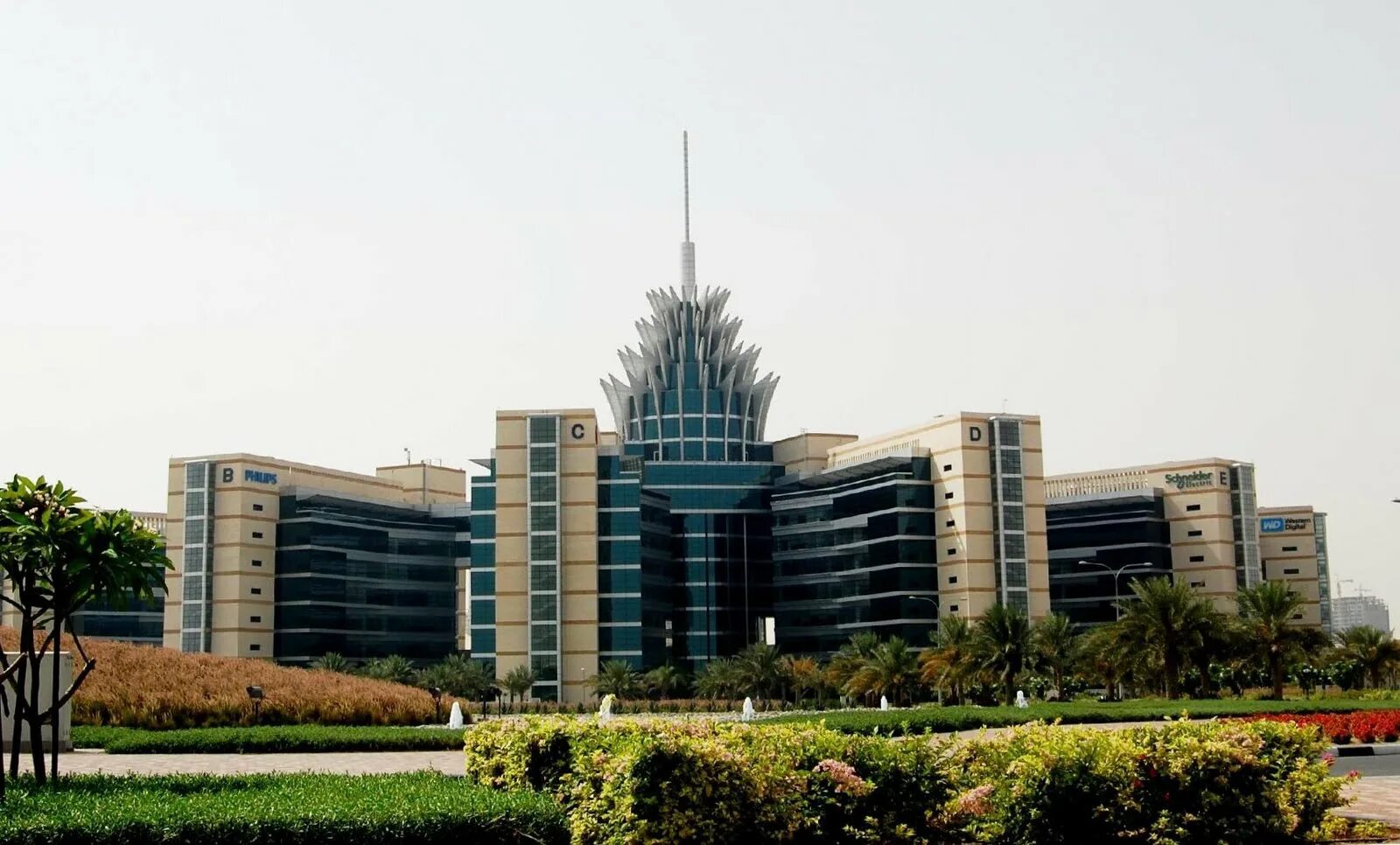 Dubai silicon oasis, ddp, building a2, dubai, united arab emirates. Оазис дубай. Силиконовая долина дубай. Dubai silicon oasis ddp. Силиконовая долина дубай.