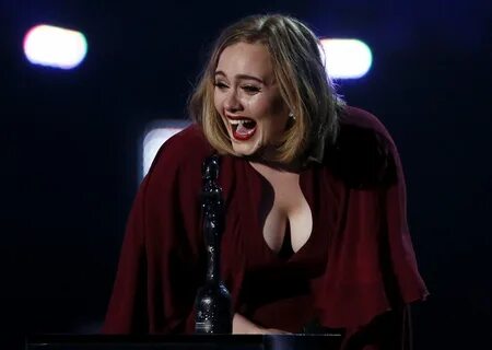 Adele boobs