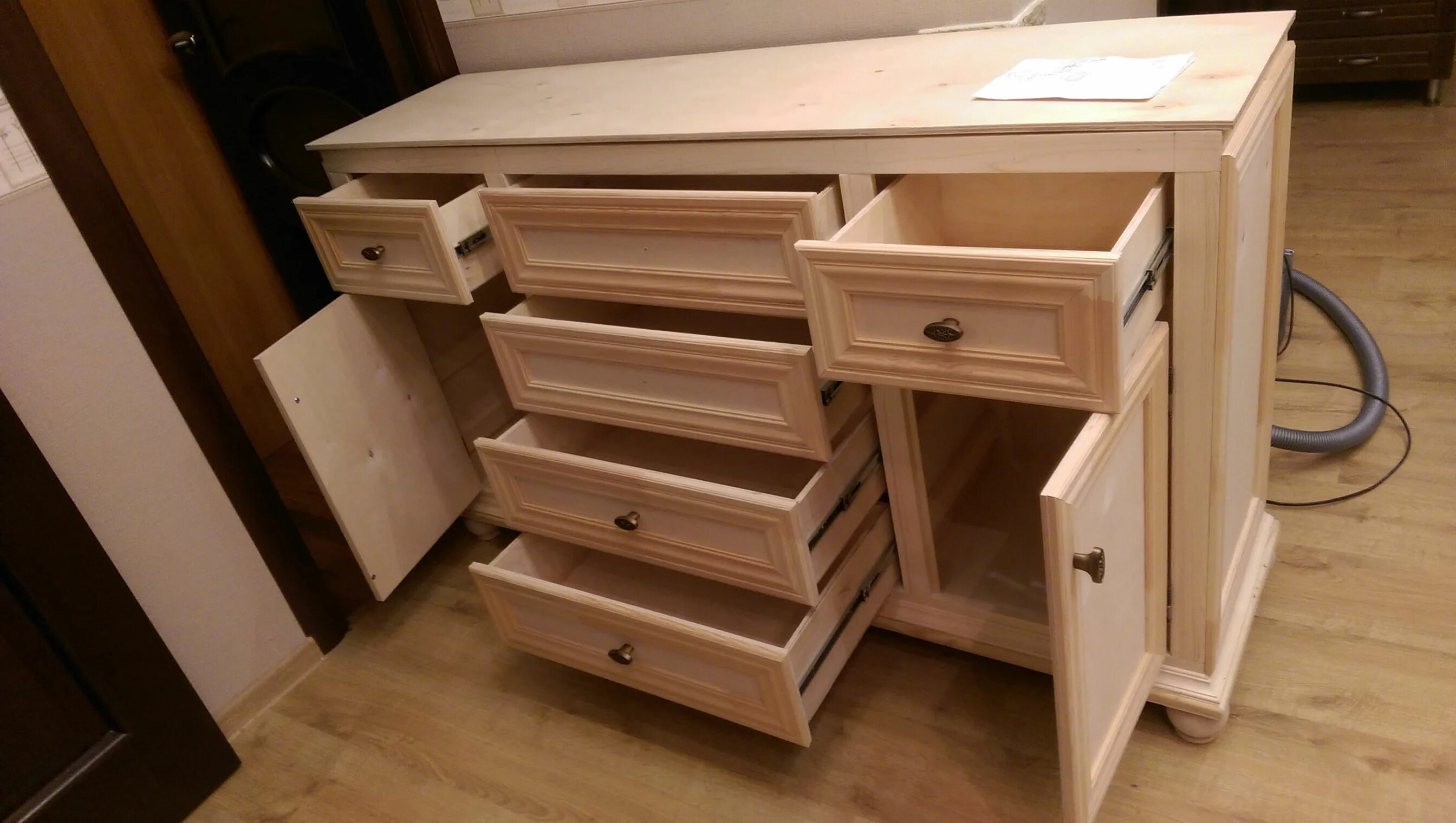 Мебель из картонных коробок. Какую мебель делать. Тумба из мебельного щита. Какую мебель делать. Мебель из спичных коробков для кукол.