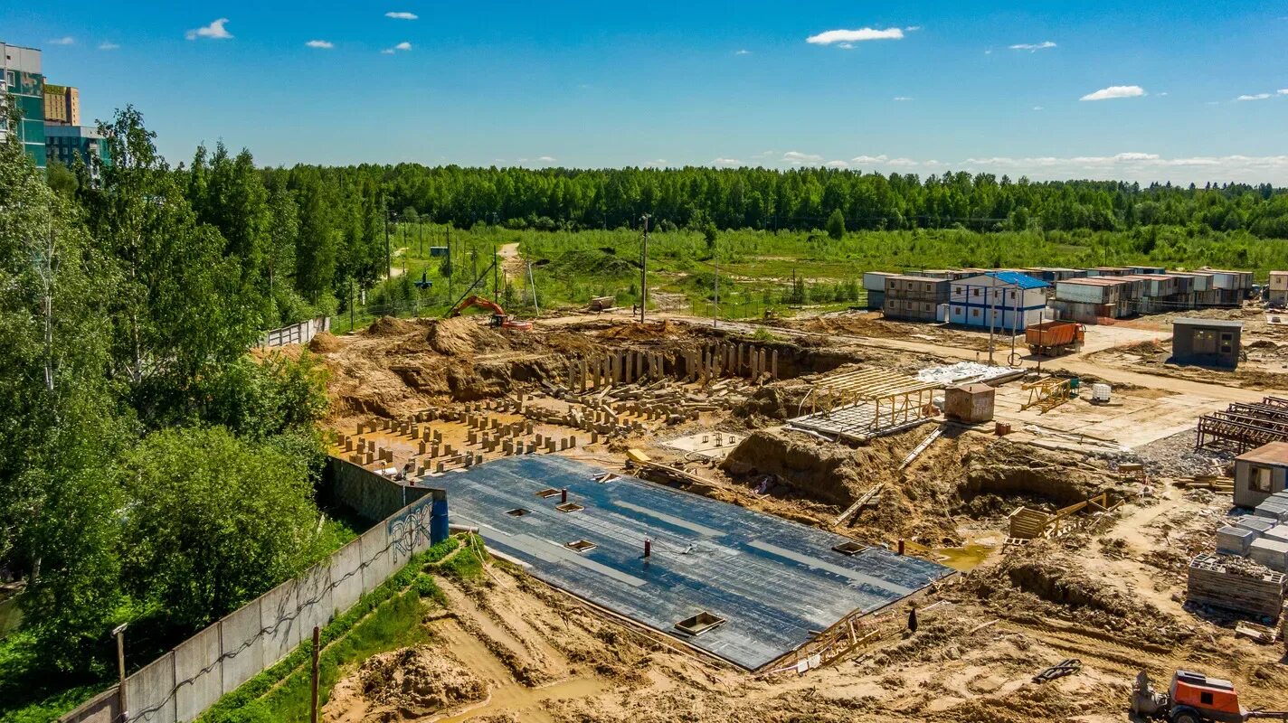 Заречный парк киров. Заречный парк 9 корпус. Жк заоечный парксанкт-петербург. Заречный парк 9 корпус. Пик заречный парк спб.