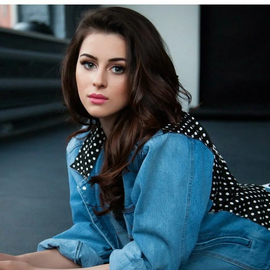 Саша спилберг (видеоблогер). Саша спилберг (видеоблогер). Марьяна ро фотосессия. Девушка блоггер список. Саша спилберг максим.