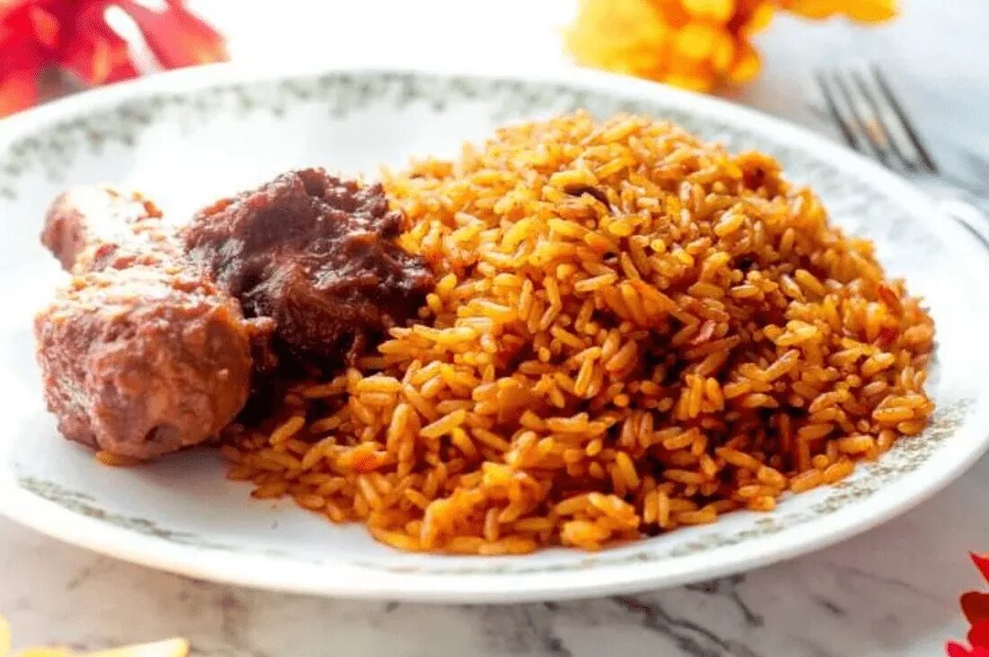 Like rice. Jollof Rice. Jollof рис,. Jollof and Fried Rice. Нигерия кухня рис Джолоф.