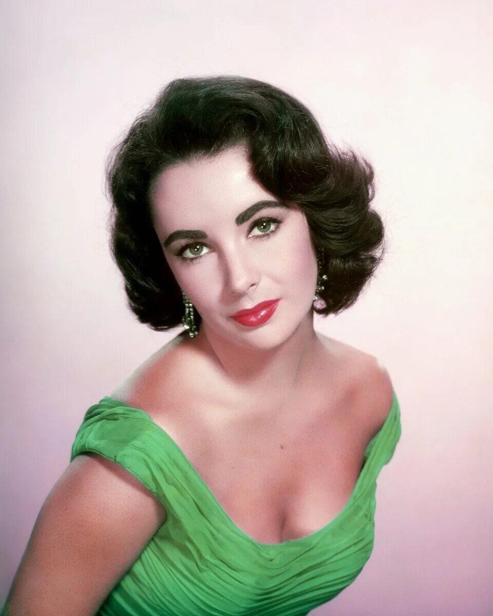 Элизабет Тейлор. Элизабет Тейлор Elizabeth Taylor. Элизабет Тейлор в молодости. Elizabeth Taylor 1954. Картинки тейлор