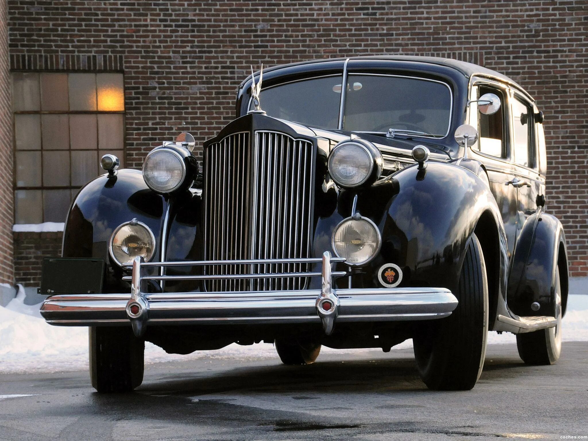 Кадиллак аль капоне. Кадиллак аль капоне. Duesenberg car 1930. Cadillac v16 imperial sedan 1933. Cadillac v16 imperial sedan.