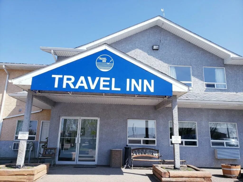 Тревел отели. Travel Inn 1. Тревел ИНН на выставочной. Travel inn