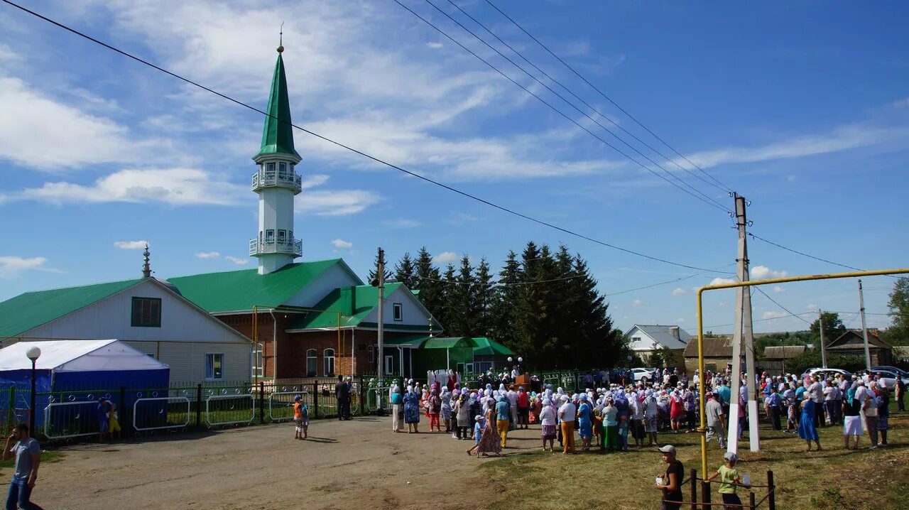 Елхово озеро погода. Мечеть Елхово Альметьевский район. Кульшарипово мечеть Альметьевск. Мечети Альметьевского района села Елхово. Деревня Елхово Альметьевский район.