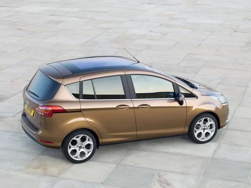 Стандартный автомобиль. Ford b max 2018. Ford b max 2012. Ford b max 2016. Ford b max 2017.