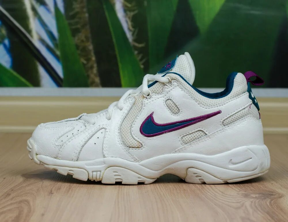 Купить кроссовки nike 90. Кроссовки найк 90. Cortex Nike 90. Найк 90х. Nike кроссовки 90-х.