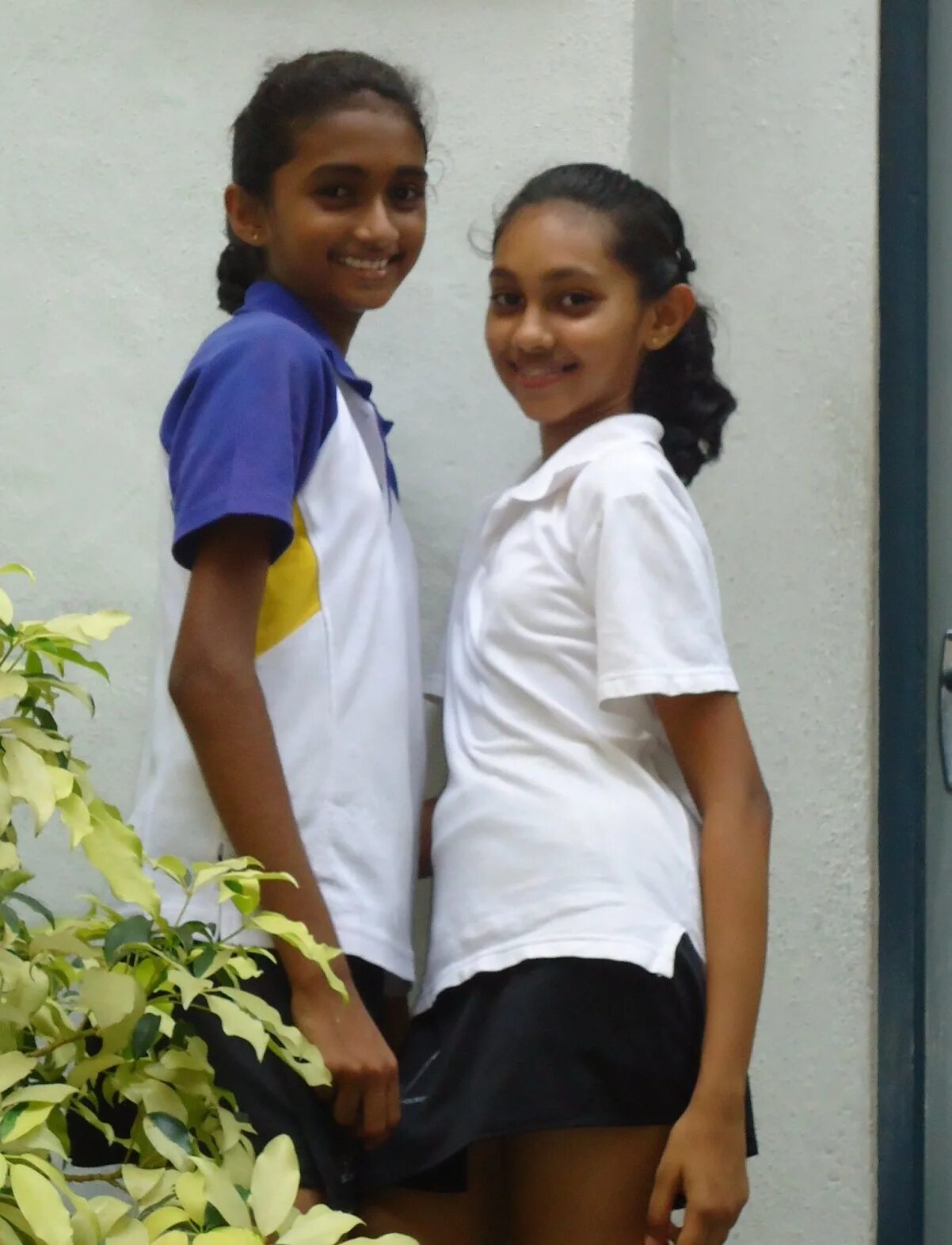 Школьная форма в Шри Ланке. Туркменская Школьная форма. Sri Lankan School girl leaked. Lankan Sinhala School girl.