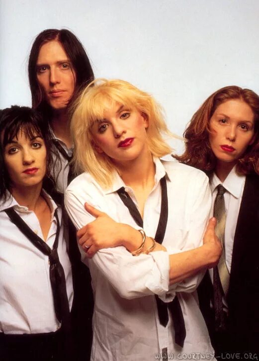 Hole песни. группа hole фото. Hole группа 2021. группа hole. группа hole фото.