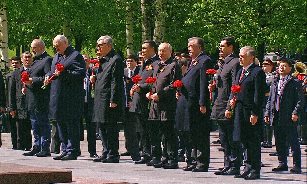 Парад 9 мая фото путина