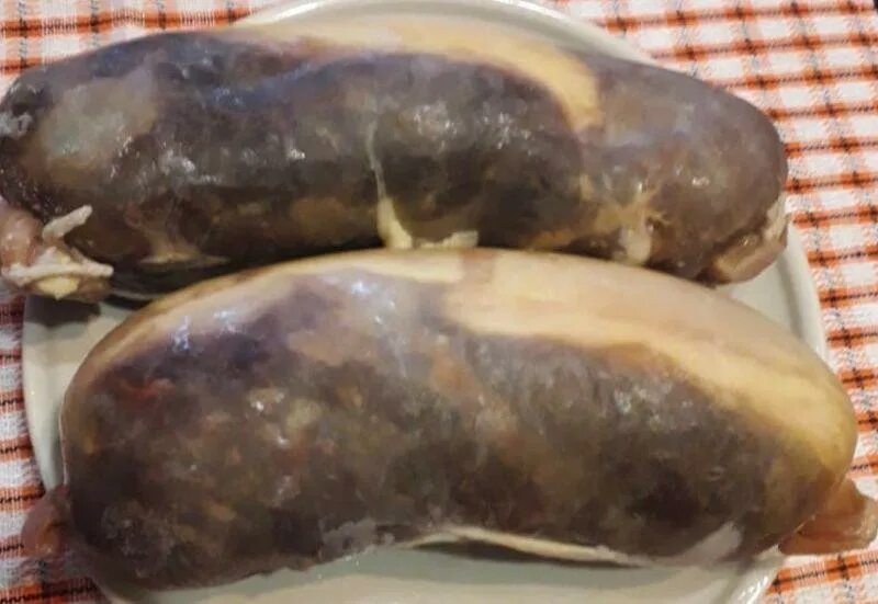 Казы сырой. Казы. казы вареная. казы полуфабрикаты.