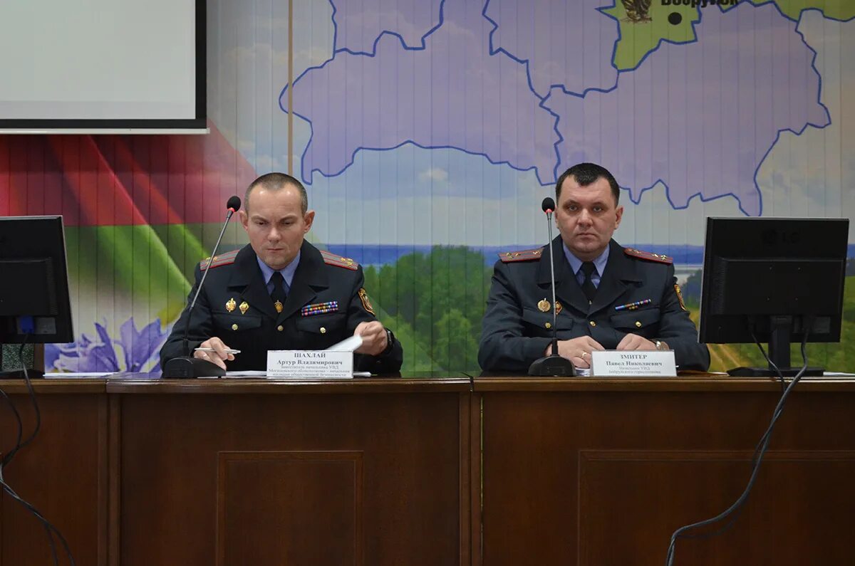 Бобруйский увд. Начальник УВД Бобруйского горисполкома. Полковник полиции Николаев. Дени начальник УВД. Начальник РОВД Смидовичи.