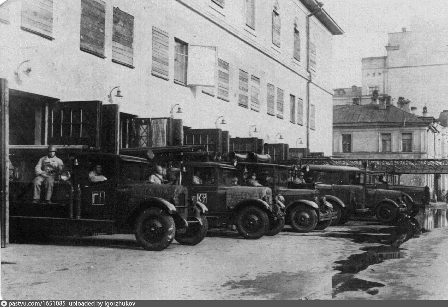 Пожарная команда Царская Россия 1907. Пожарная охрана Москвы, 1941 год. Пожарная охрана Москвы, 1960 год. Историческая пожарная часть Москва.