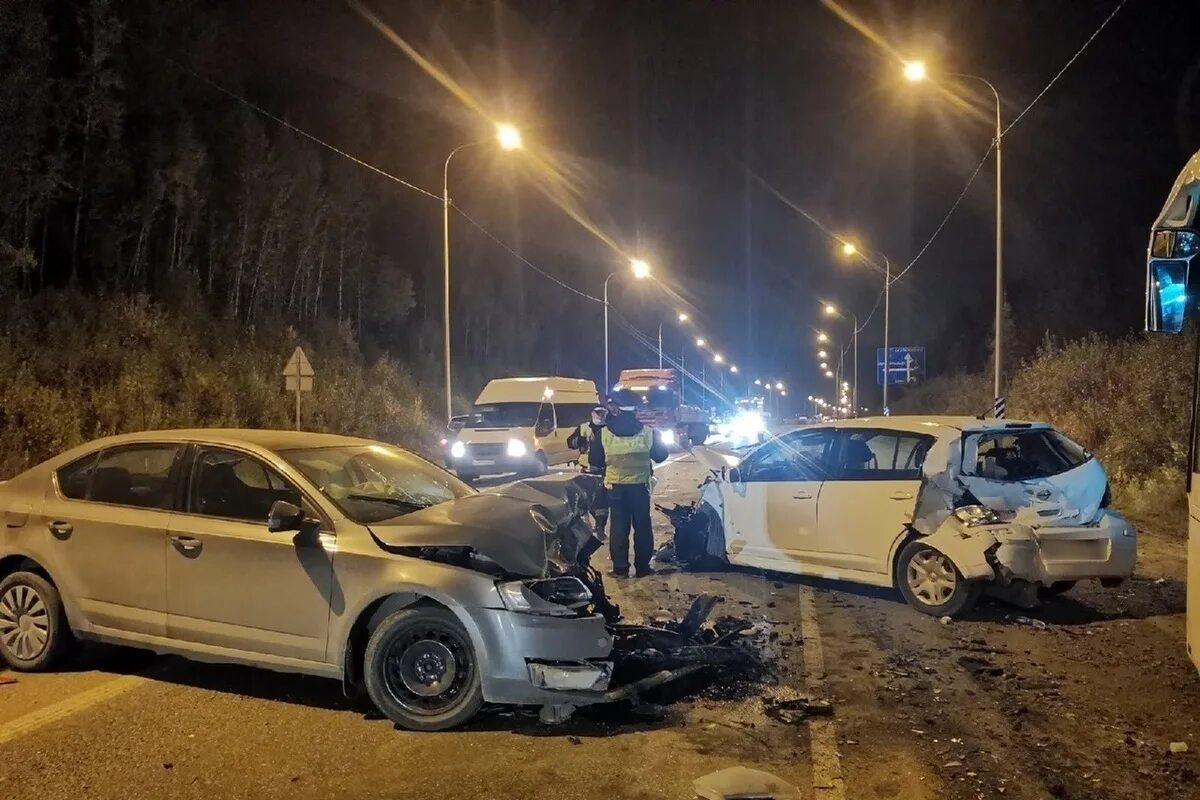 2022. Дтп пермь видео. Авария екатеринбург пермь. 11. 09.