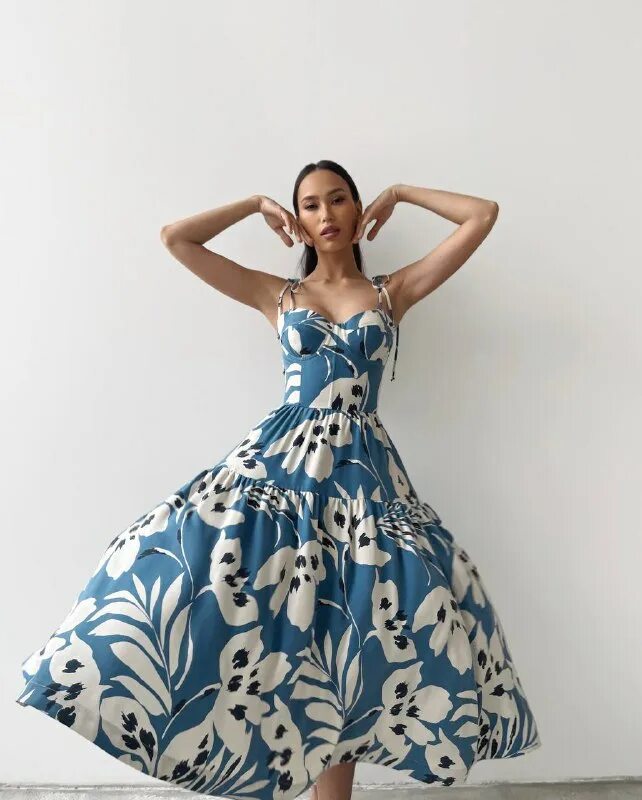 Гардероб с брендами. Larne спб. Larne одежда. Larne одежда платья. Larne спб.