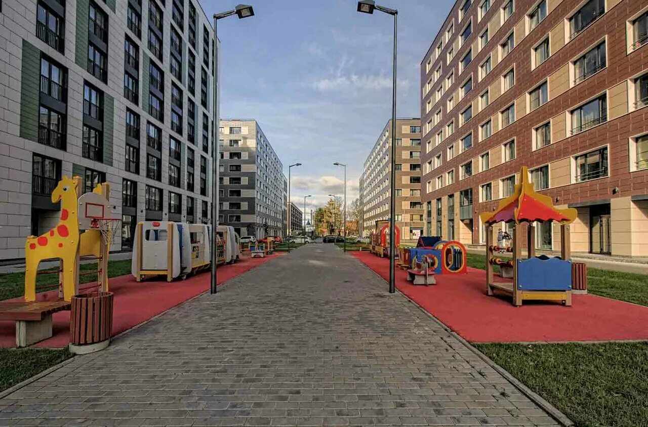 санкт-петербург ушаковская наб / наб чёрной речки жк riverside. Golden city санкт-петербург васильевский остров. Golden city санкт-петербург. проспект просвещения новостройки. новая охта с вертолёта.