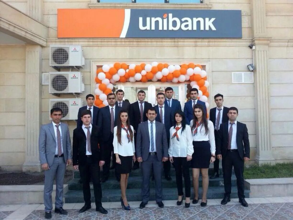 Unibank armenia. Unibank Азербайджан. Юнибанк Ереван. Юнибанк филиалы. Юнибанк Ачаряна.