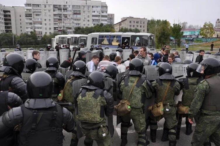 Пресечение массовых беспорядков. Специальная операция по пресечению массовых беспорядков. ОМОН массовые мероприятия. Пресечение массовых беспорядков ОВД. Операция по пресечению массовых беспорядков