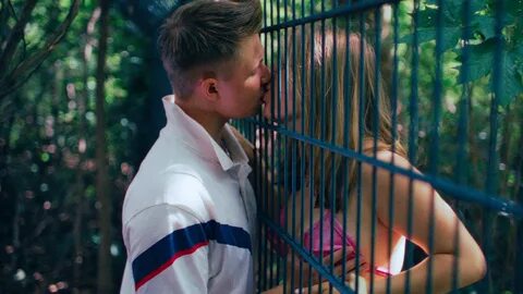 Sonne und Beton Kritik: Felix Lobrechts Geschichte ist ein Mustwatch