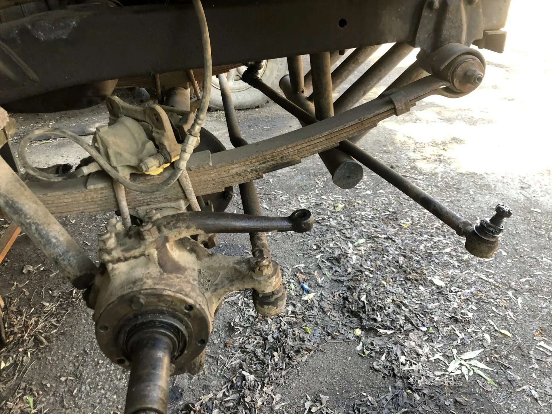 Снять передний мост уаз. Передний мост уаз 469. Передний мост уаз 3303. Уаз передний мост 2022. Снять передний мост уаз.