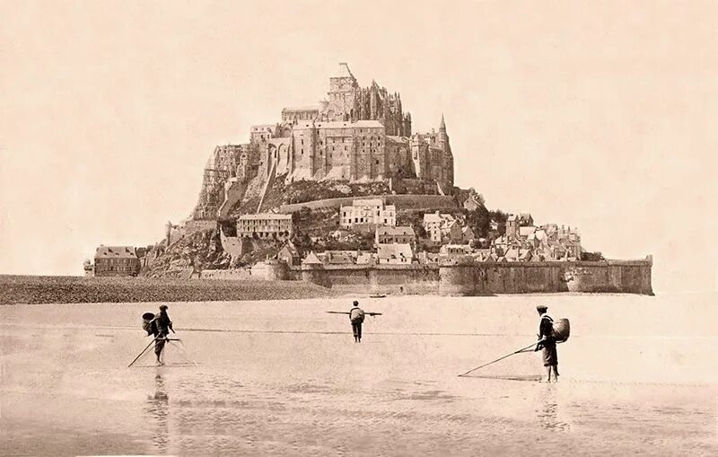 Нормандия париж. Saint Michel Нормандия. Mont Saint Michel Франция.