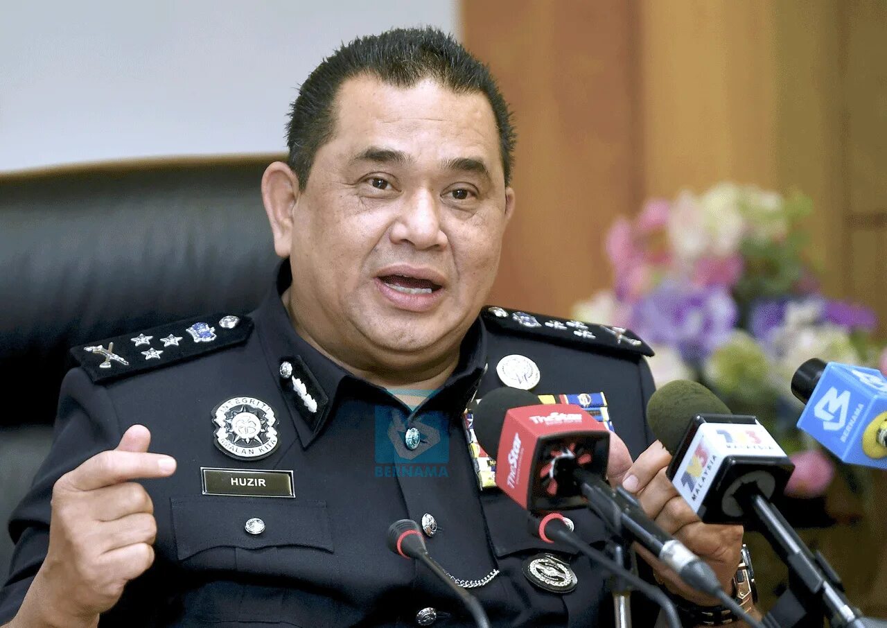 Open police. Open police