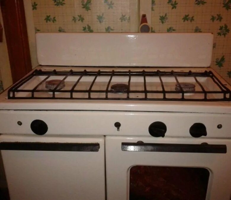 Старые газовые плиты. Газовая плита Горький пг3. Газовая плита Трехконфорочная Ока. Плита Горький ПГ 3 газовая пг3.