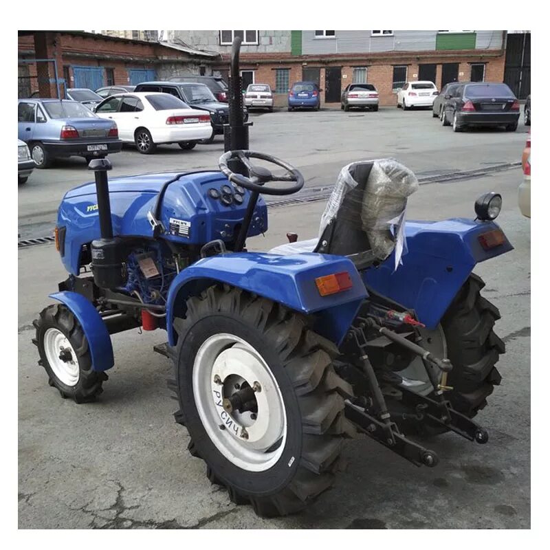 Минитрактор русич плуг. Косилка на минитрактор русич т-15. Минитрактор русич плуг. Минитрактор русич т-12 навесное оборудование. Навесное оборудование для минитрактора русич т21.