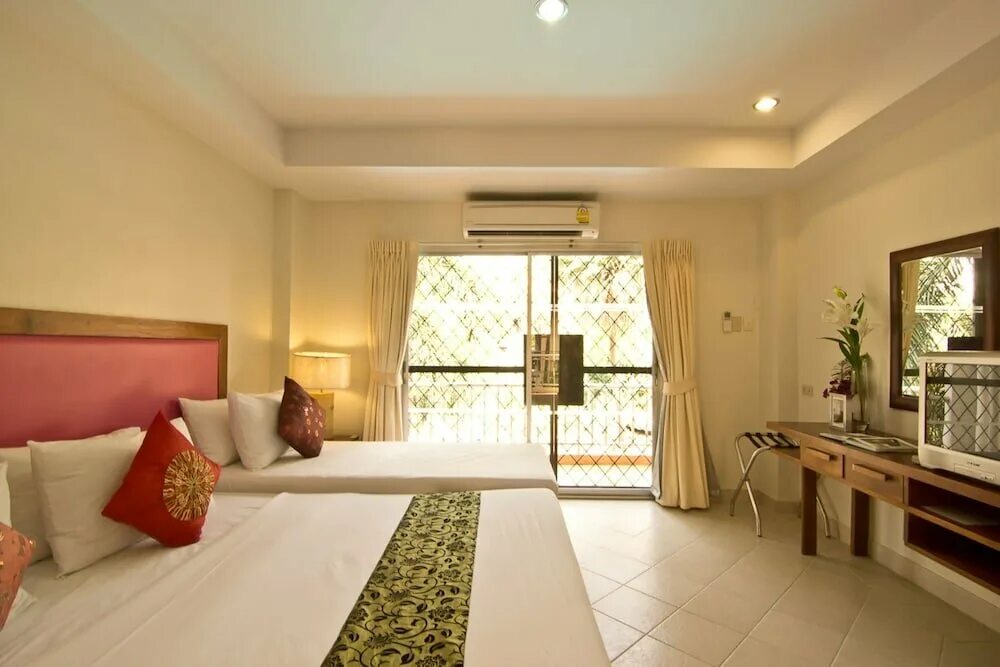 Прима вилла отель паттайя. Bella villa pattaya 3rd road 3. J a villa pattaya hotel. Bella villa pattaya 3rd road 3. Bella villa pattaya 3rd road 3.