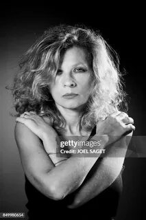 Yoshlarning chiqadigan kokraklari